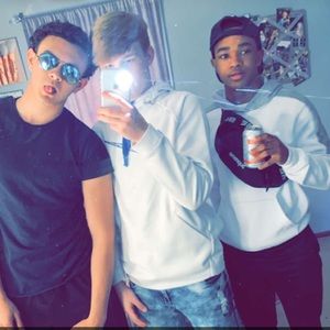 Meet your Posher, Eddie